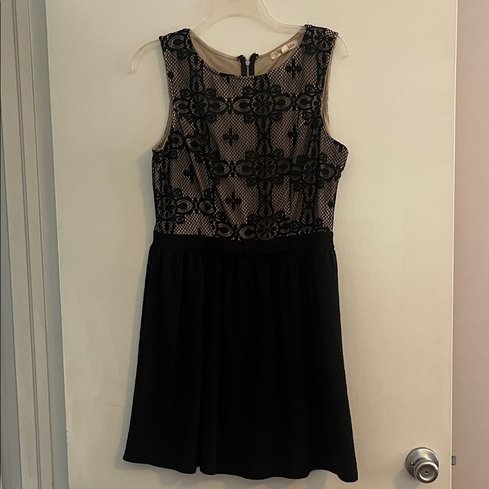 Rewind Black and Tan Lace Dress